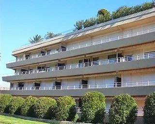 Pierre & Vacances Eden 2* سان تروبيه