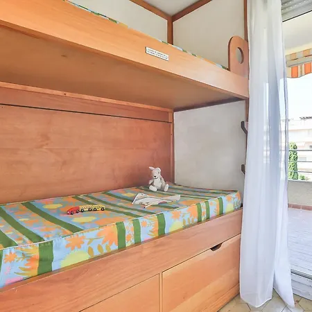 Pierre & Vacances Eden Aparthotel