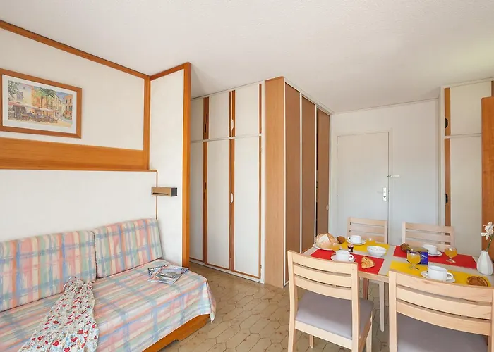 Pierre & Vacances Eden Apart Otel 2*