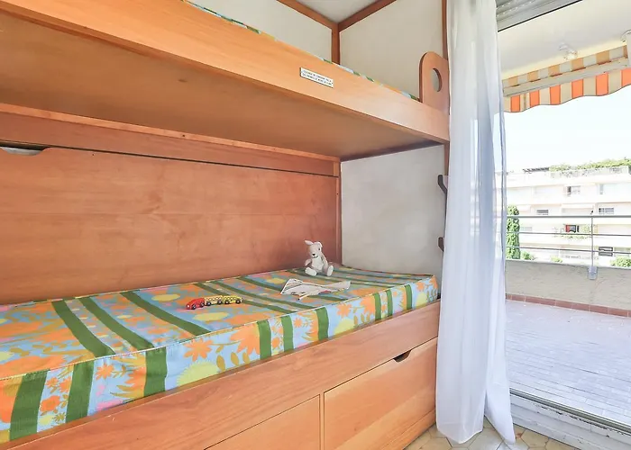 Pierre & Vacances Eden Apart Otel